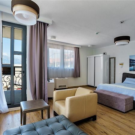 Beachfront Villa Pearl Of Adria Krasići Екстериор снимка
