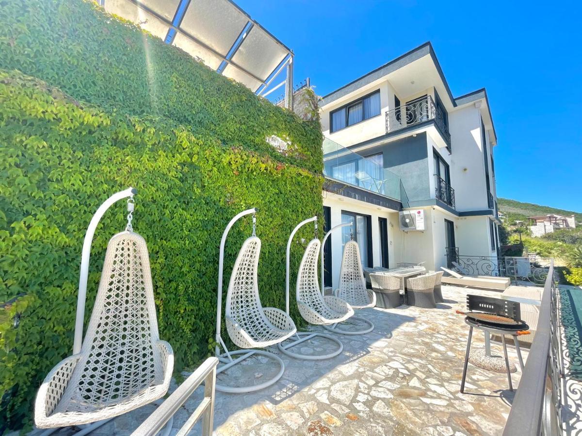 Beachfront Villa Pearl Of Adria Krasići Екстериор снимка