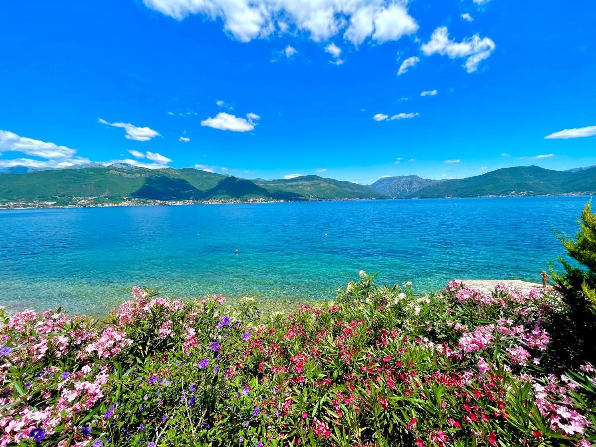 Beachfront Villa Pearl Of Adria Krasići Екстериор снимка