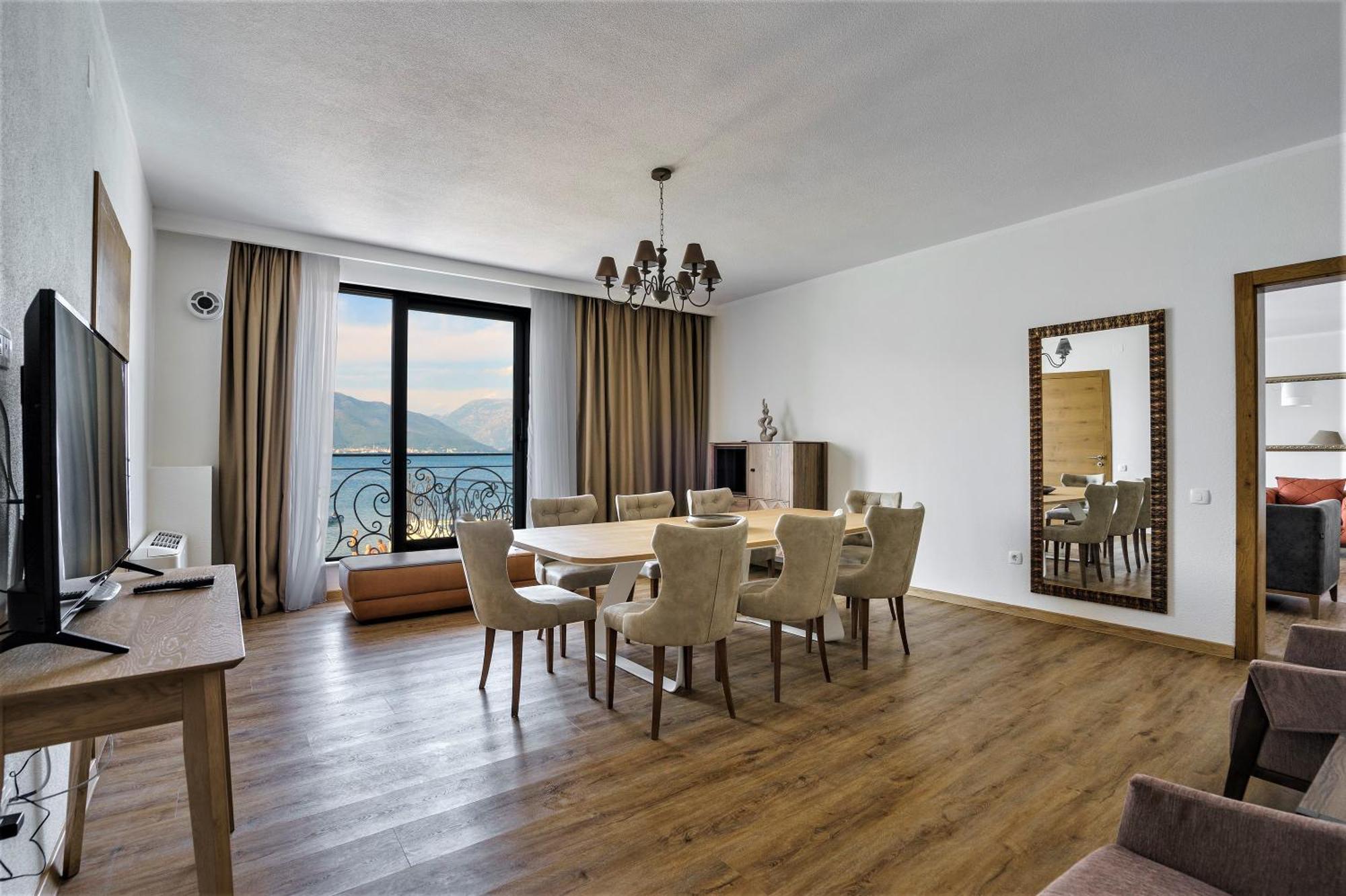 Beachfront Villa Pearl Of Adria Krasići Екстериор снимка