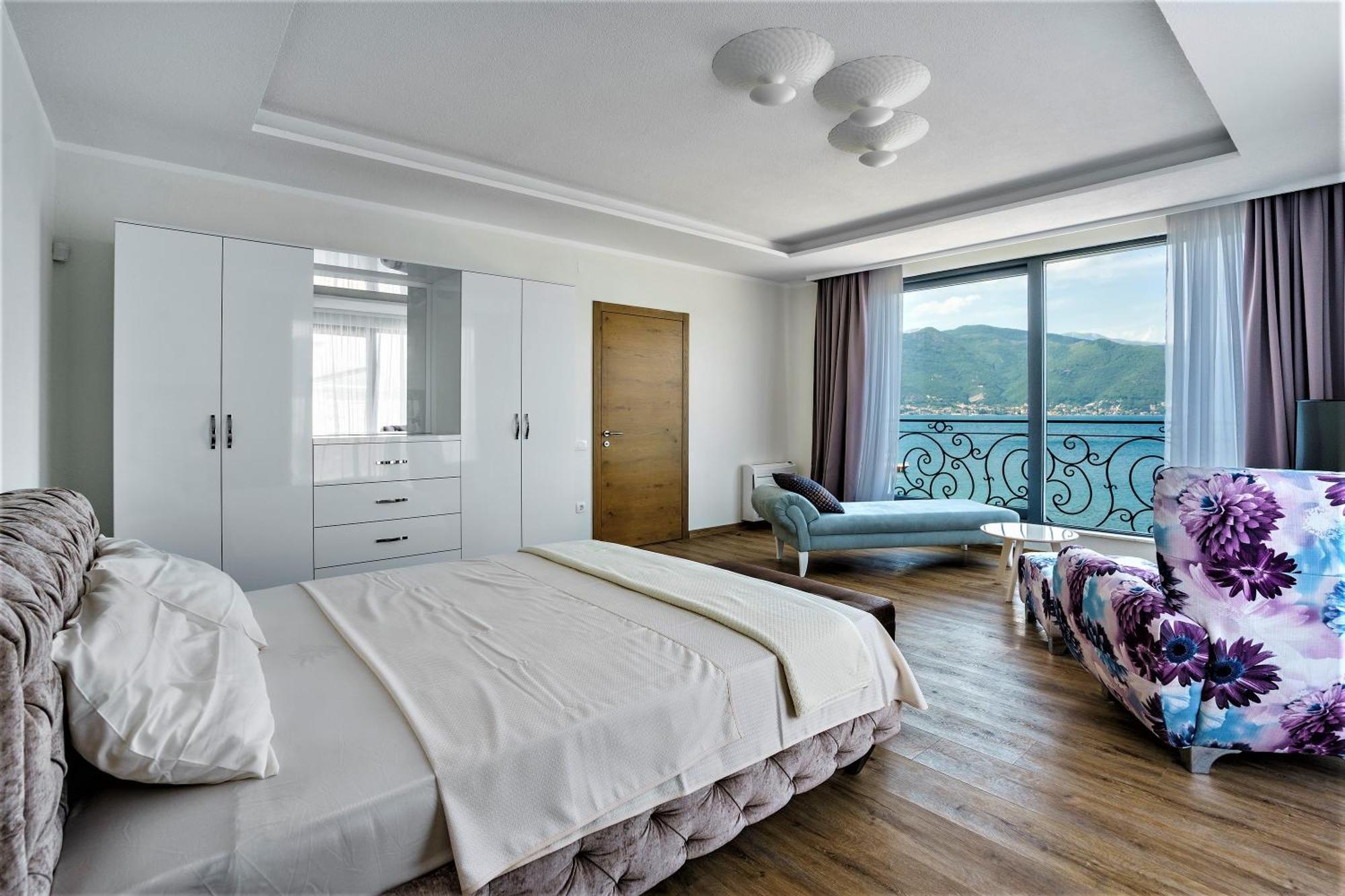 Beachfront Villa Pearl Of Adria Krasići Екстериор снимка