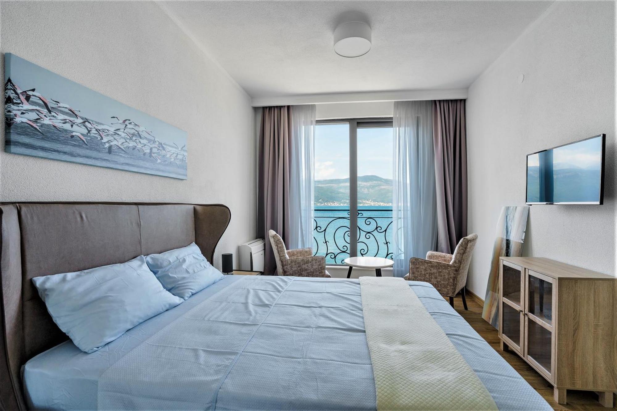 Beachfront Villa Pearl Of Adria Krasići Екстериор снимка