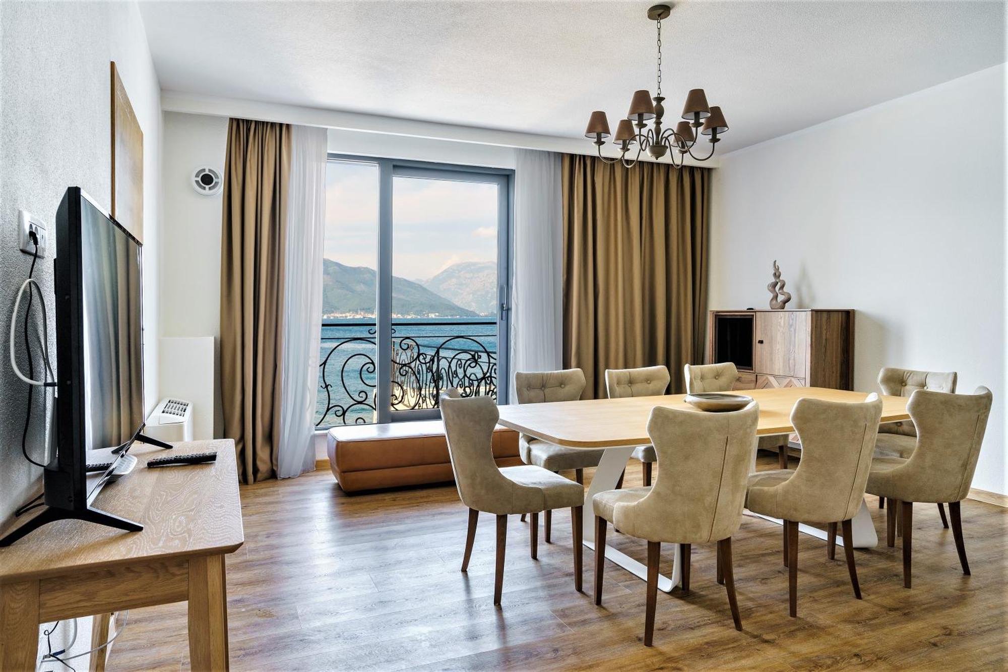 Beachfront Villa Pearl Of Adria Krasići Екстериор снимка